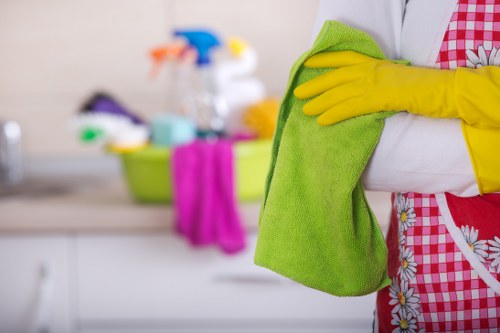 Accepted payment methods for Wimbledon Cleaners including card and digital wallet options