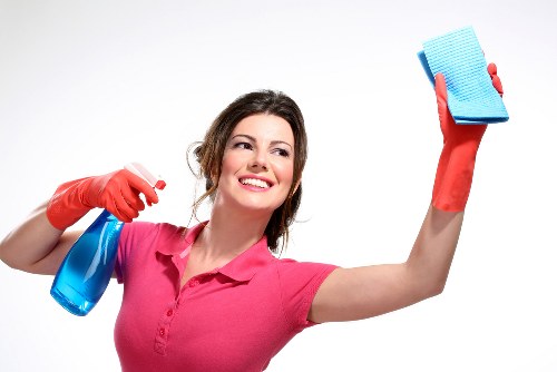 Professional cleaning company resolving a service concern