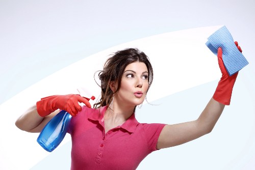 Bathroom cleaning in a Wimbledon property